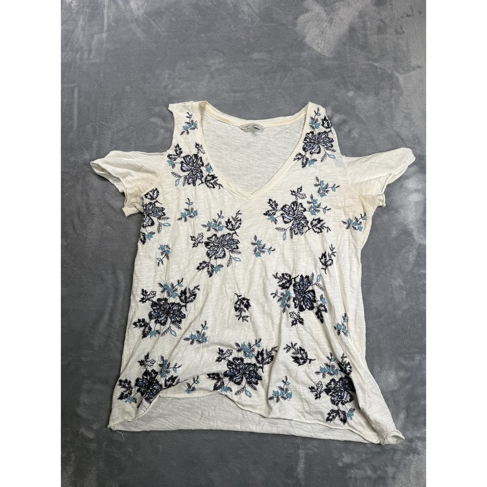 Lucky Brand T Shirt Womens Medium White Embroidered Floral Cold Shoulder Sleeve